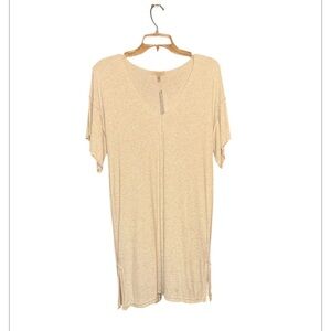 Anthropology Bordeaux size medium new with tags, tonic cream colored